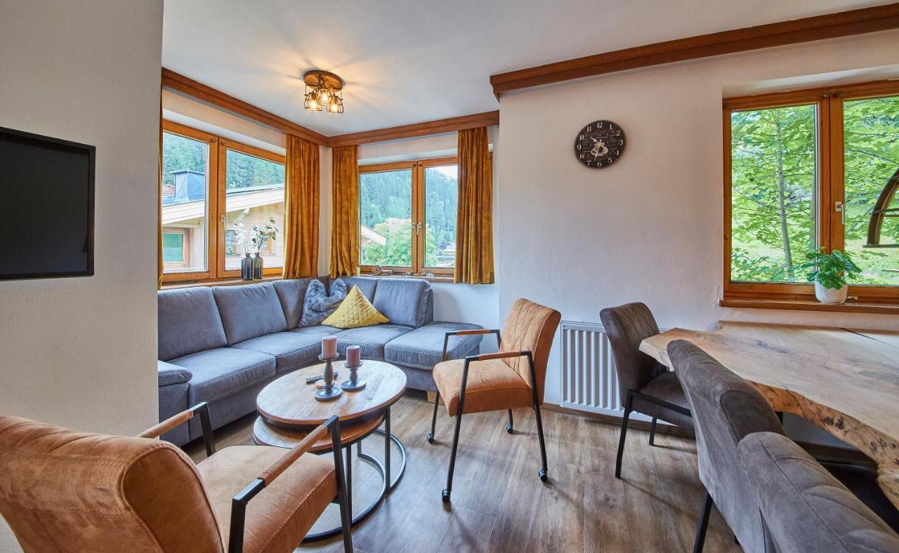 Ferienwohnung Chalet Van Den Berg Saalbach Exterior foto